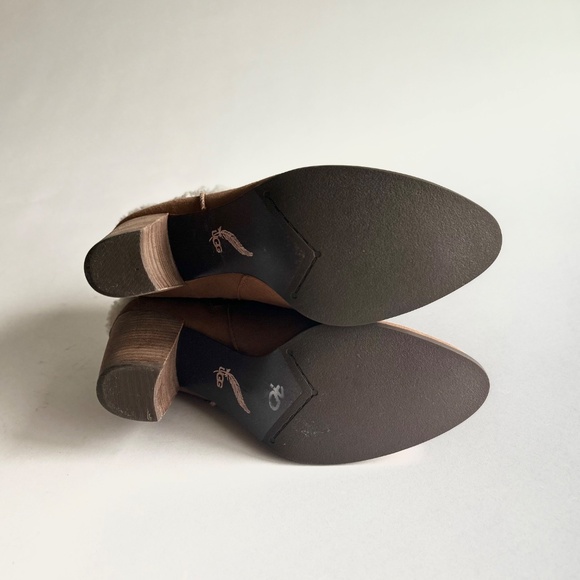 UGG Tan Suede Genuine Sheepskin Leather Heeled Ankle Boots size 10 - Picture 8 of 16